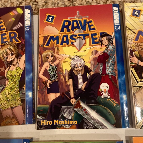 NWT Rave Master Graphic Novels, Volumes 1-8 - Picture 4 of 9
